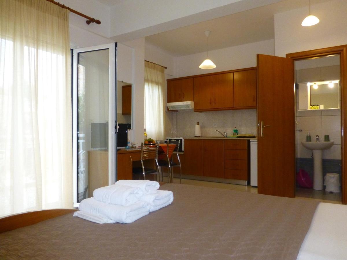 Pavloudis Apartments Psakoudia Eksteriør billede