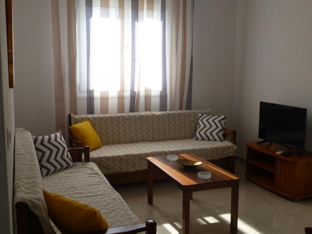 Pavloudis Apartments Psakoudia Eksteriør billede